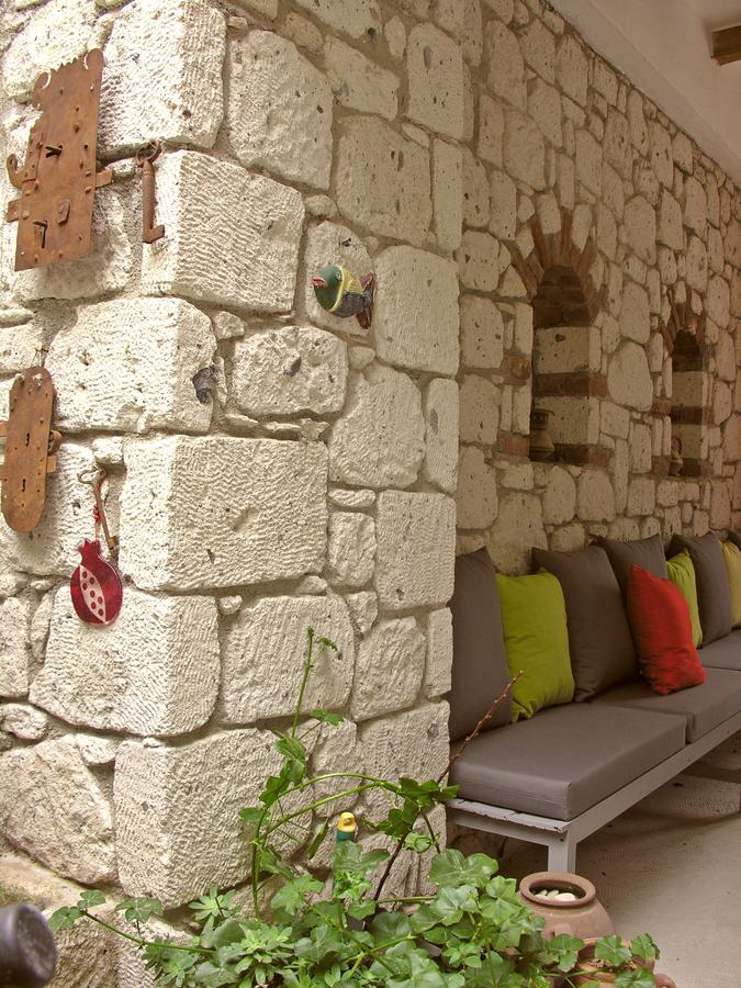 Salyangoz Bed & Breakfast Алакати Екстериор снимка