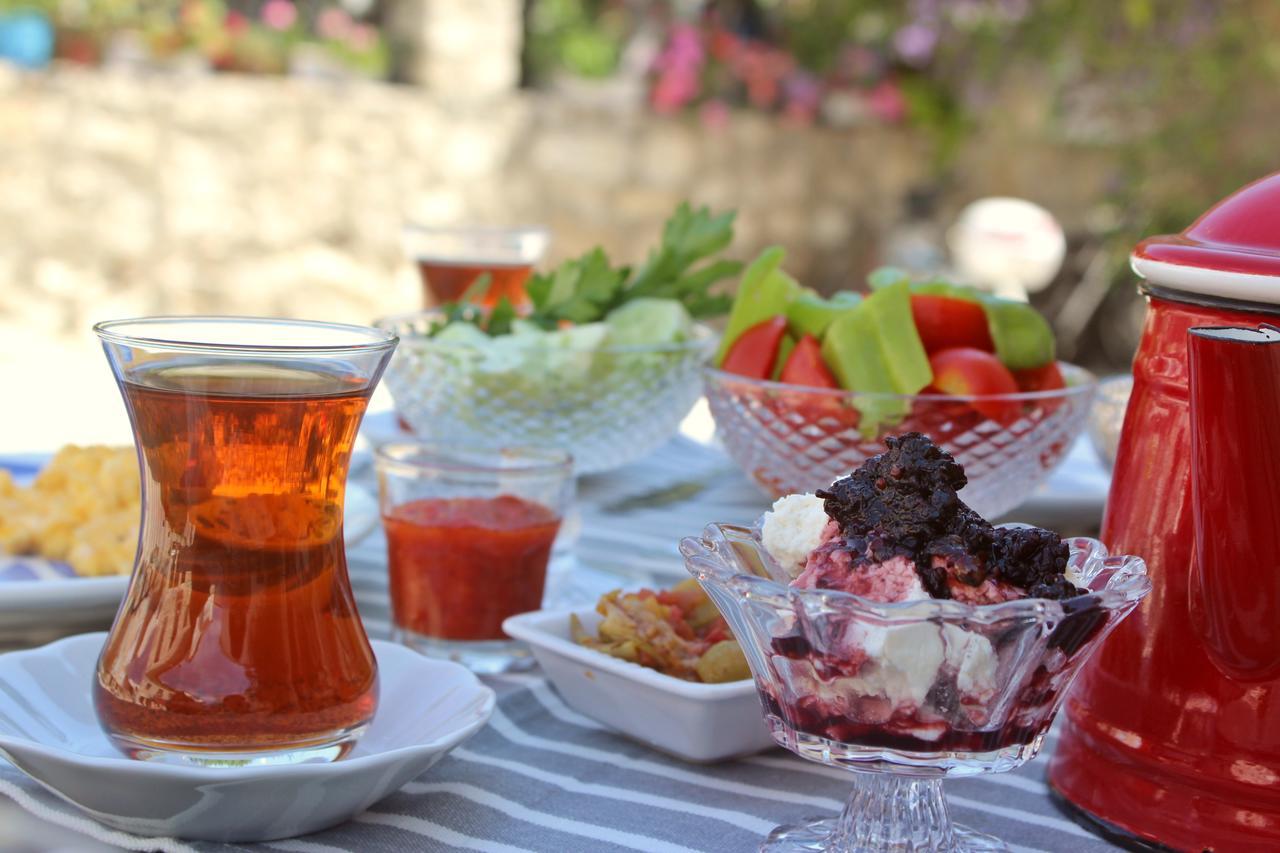 Salyangoz Bed & Breakfast Алакати Екстериор снимка